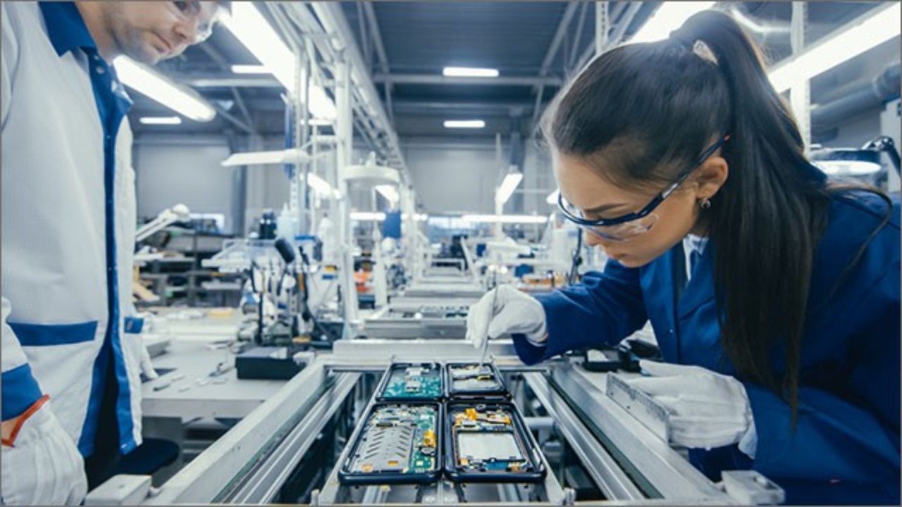 How Malaysia's Manufacturing Position Changes the Digital Calculus